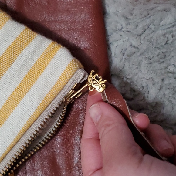 Akola Project yellow stripes clutch/make up bag - Picture 4 of 8